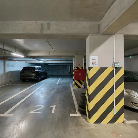 Stylish Kosciuszki Near The Market Square With Free Garage By Renters * ヴロツワフ