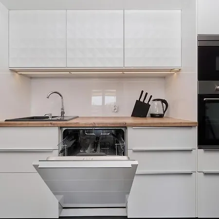 Stylish Kosciuszki Near The Market Square With Free Garage By Renters * Wroclaw