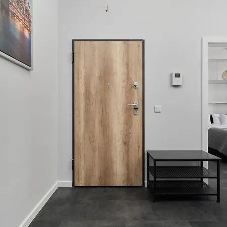 Stylish Kosciuszki Near The Market Square With Free Garage By Renters * Wroclaw