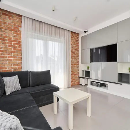 Stylish Kosciuszki Near The Market Square With Free Garage By Renters