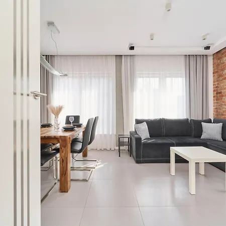 Stylish Kosciuszki Near The Market Square With Free Garage By Renters