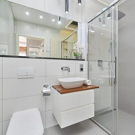 Apartment Stylish Kosciuszki Near The Market Square With Free Garage By Renters