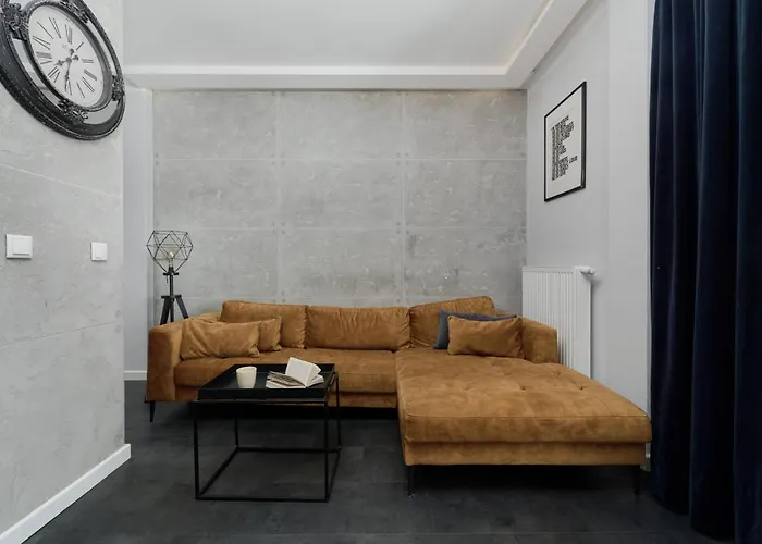 Stylish Kosciuszki Near The Market Square With Free Garage By Renters アパート ヴロツワフ