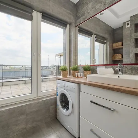 Stylish Kosciuszki Near The Market Square With Free Garage By Renters Daire Wroclaw